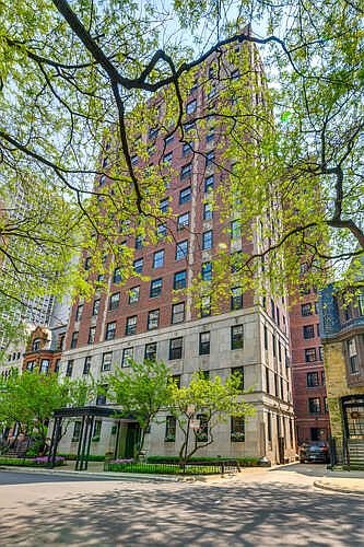 1st image of 73 E Elm St APT 4B