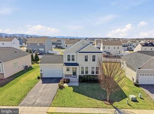 224 Courier Dr, Charles Town, WV 25414