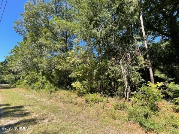 2101 Fieldcrest Road, Southport, NC 28461