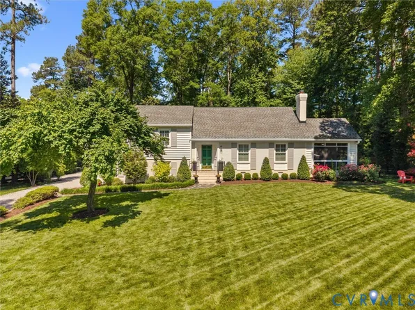 222 E Brook Run Dr, Richmond, VA 23238