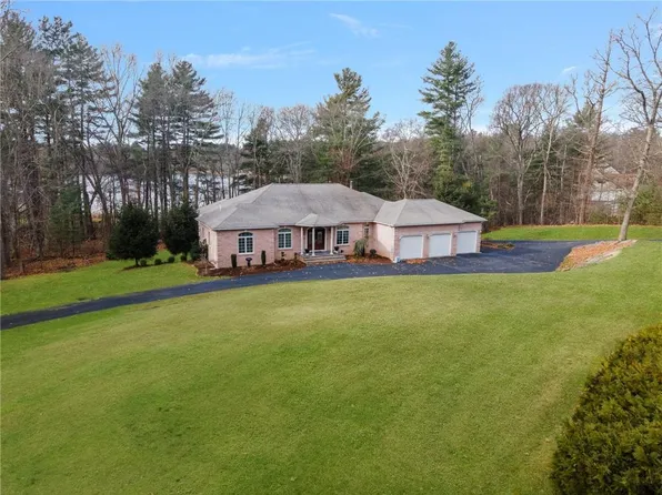 6 Stillwater Dr, Glocester, RI 02857