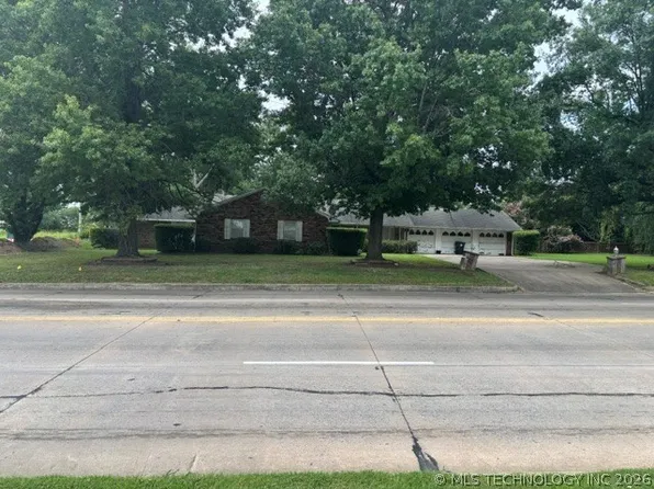 3535 Chandler Rd, Muskogee, OK 74403