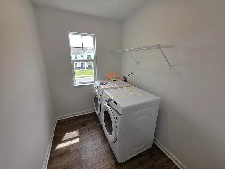 6272 Spirea Ct W — Photo 27