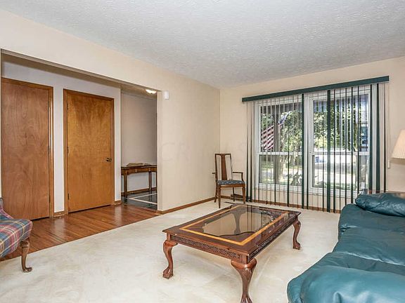 5th image of 6669 Belleshire St