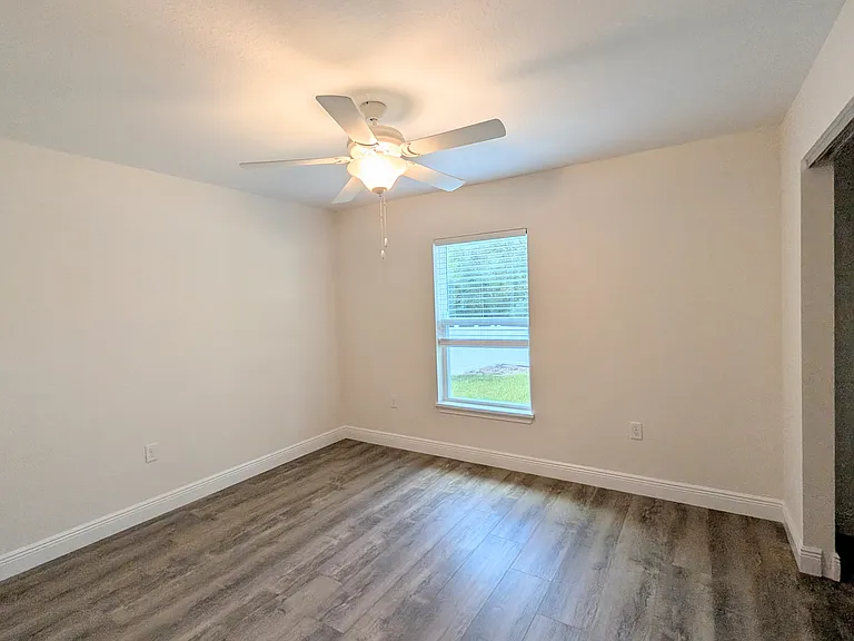 779 W Homeway Loop — Photo 6
