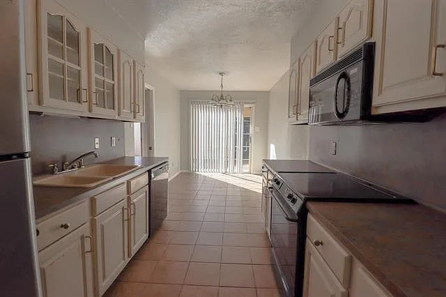 5725 Townhouse Ln — Photo 10