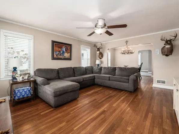 269 W Waterloo St, Canal Winchester, OH 43110