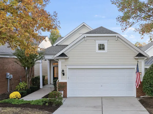 105 Brookesby Ct, Cary, NC 27519