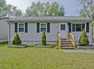 194 Denver St, Springfield, MA 01109