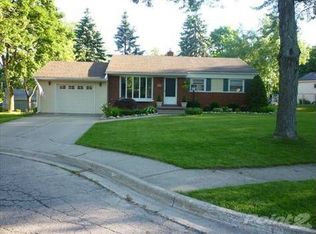 427 Wonder Ln, Romeo, MI 48065