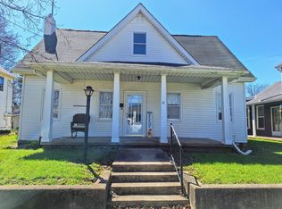 17 E Jackson St, Knightstown, IN