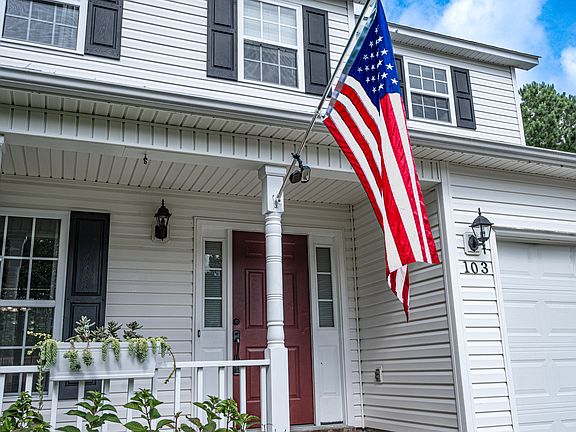 3rd image of 103 Druid Ct