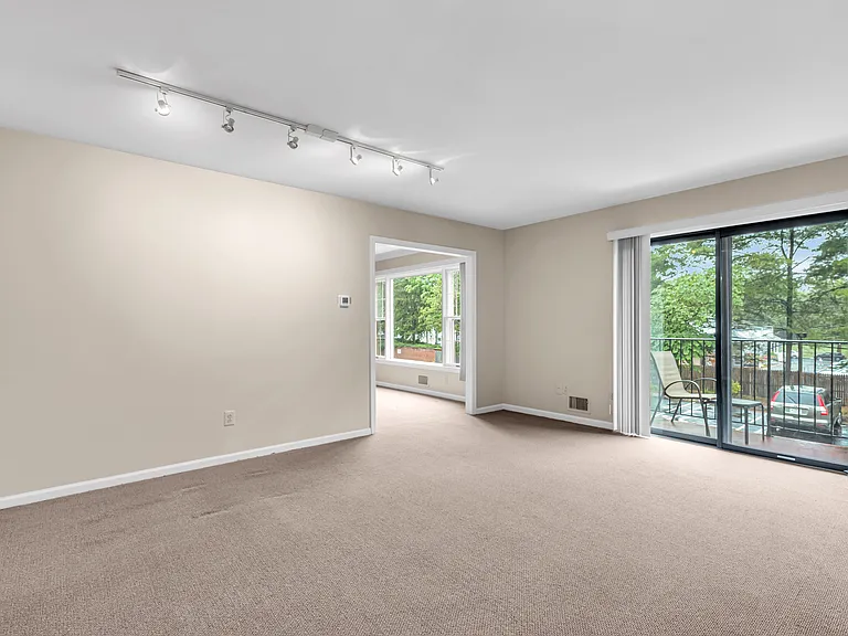 260 Prospect St #9 — Photo 7