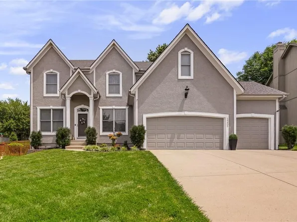 14805 Slater St, Overland Park, KS 66221