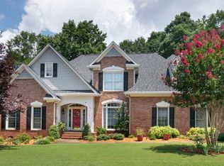 104 Carrick Dr, Simpsonville, SC 29681