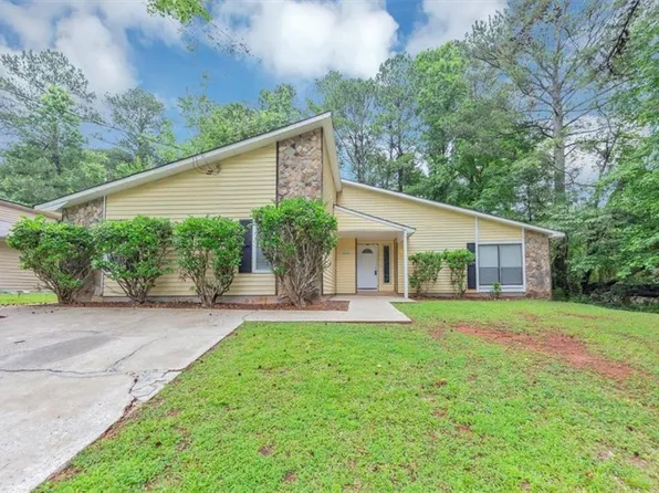 6350 Mozart Dr, Riverdale, GA 30296