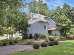 2 Raafenberg Rd, Tarrytown, NY 10591