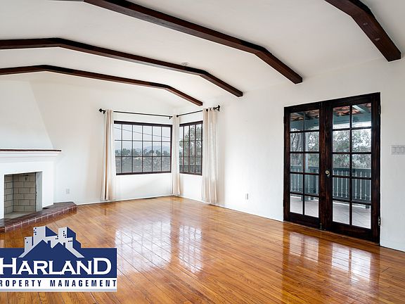 3rd image of 4875 E Alder Dr