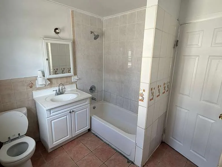 921 Grove St #1 — Photo 7