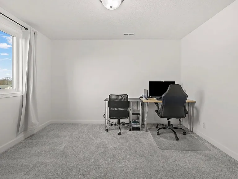 5335 Daffodil Dr — Photo 22
