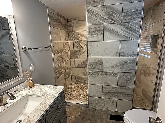 Lower level bath
