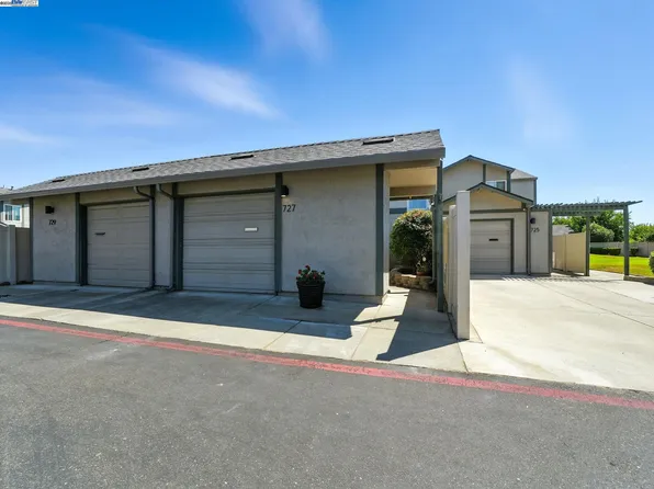 727 Sandpiper Cmn, Livermore, CA 94551