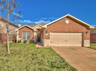 6941 Sylvan Meadows Dr, Fort Worth, TX 76120