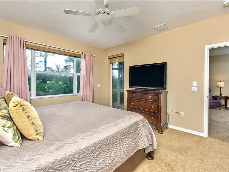 20081 Seagrove St #902 — Photo 14