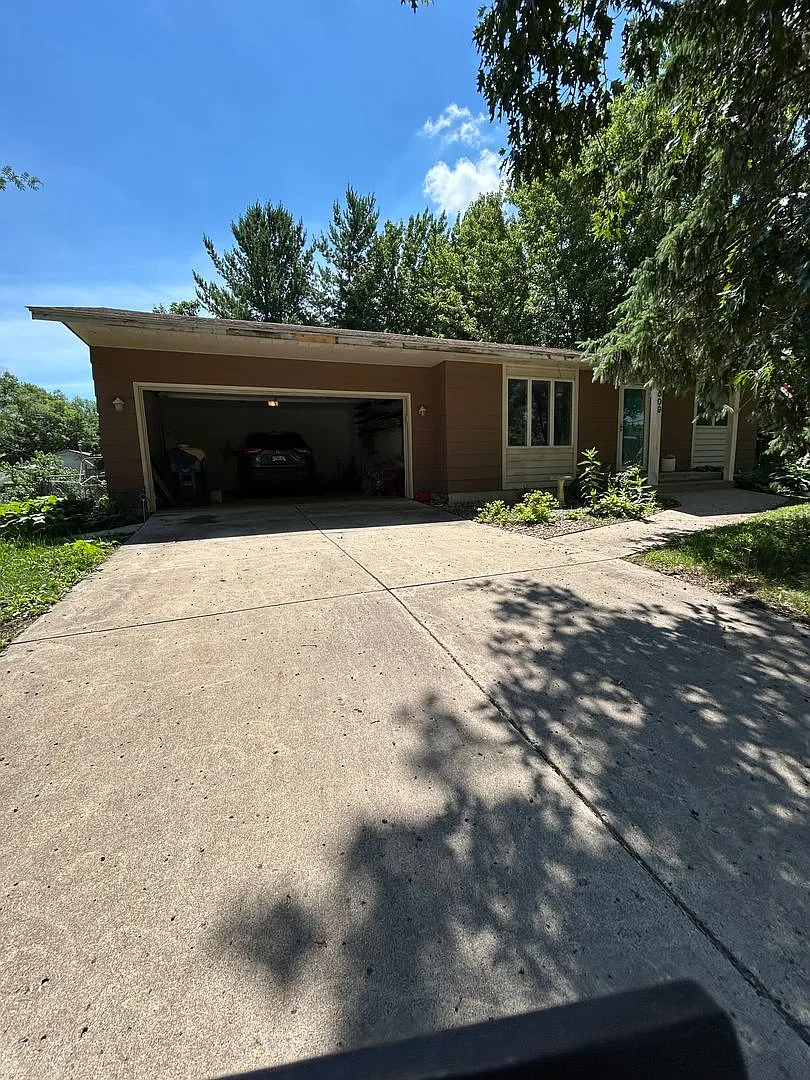 For Rent: Beautiful 3 Bed, 2 Bath Home in Northfield, MN — Photo 3