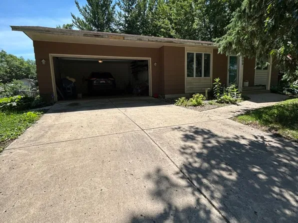 509 Nelson Ct, Northfield, MN 55057