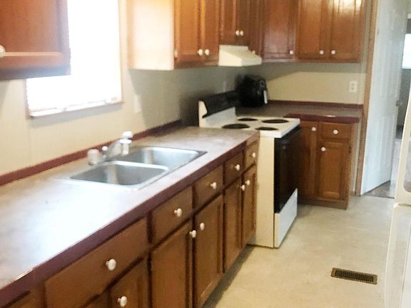 3rd image of 231 Country Ln #55