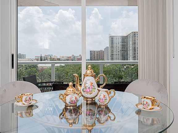 3rd image of 17275 Collins Ave APT 602