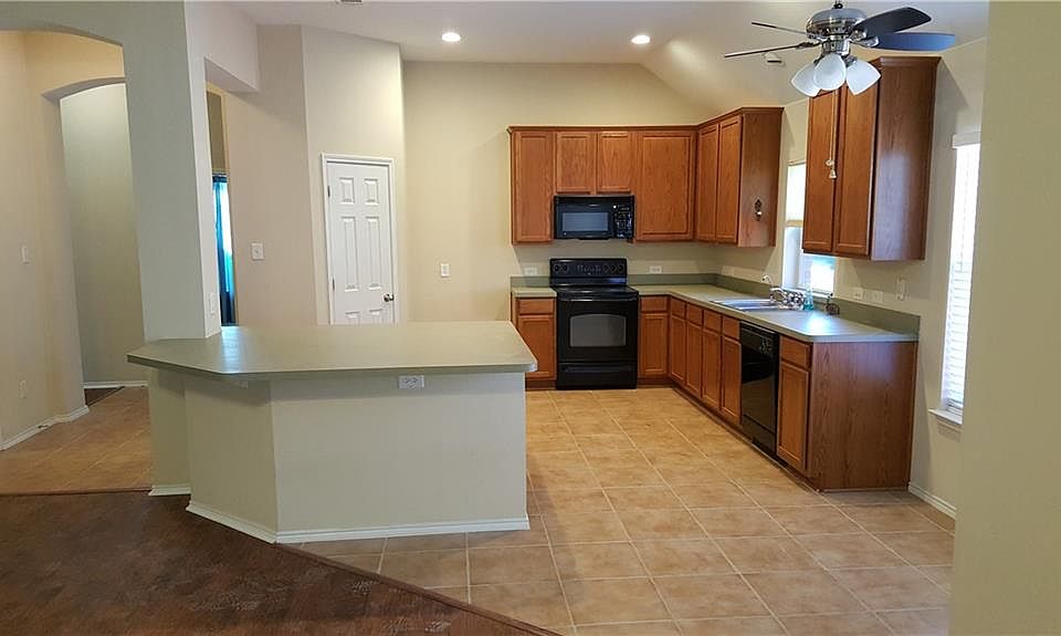 2nd image of 6317 Torrey Pines Dr