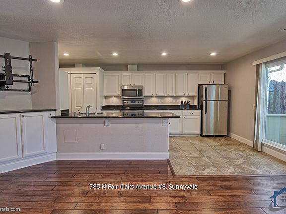 2nd image of 785 N Fair Oaks Ave APT 8
