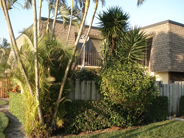 2949 SW 22nd Cir #27-A, Delray Beach, FL 33445