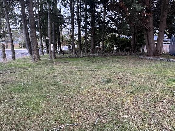 2nd image of 7434 Onyx Dr SW