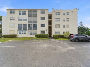 Somerset, Lauderdale Lakes, FL 33311