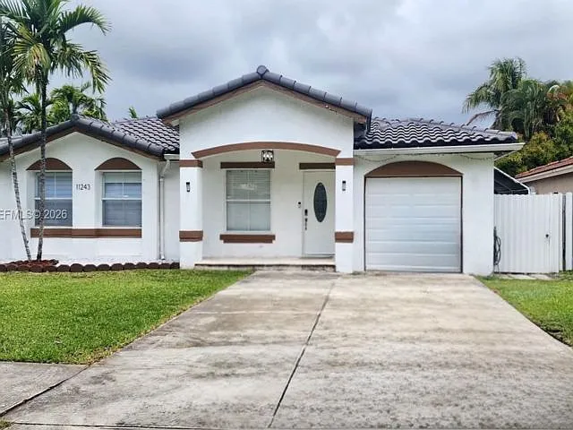 11243 SW 245th St — Photo 1