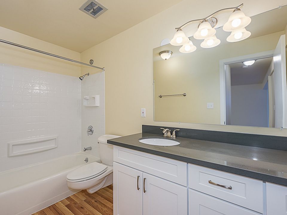 BAN Banbury Arms Apartment Rentals Seattle, WA Zillow