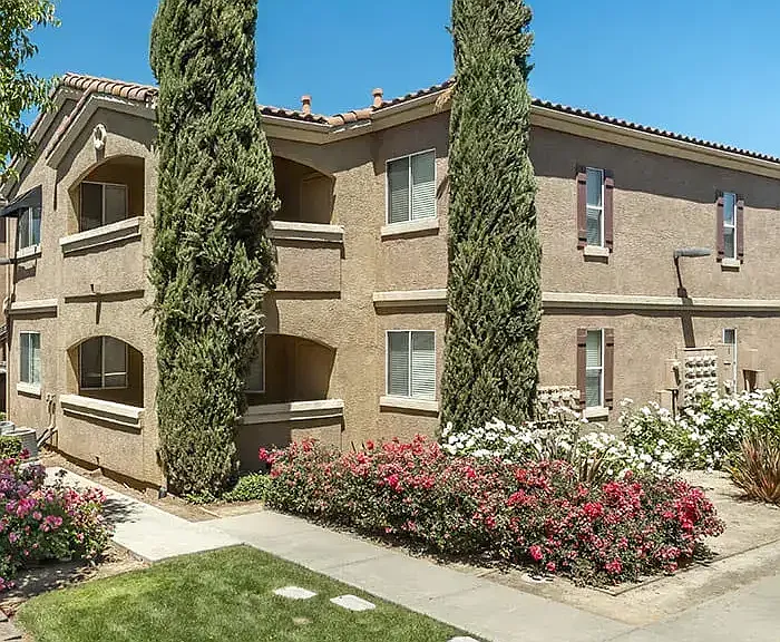 CASTELLINO @ LAGUNA WEST — Photo 6