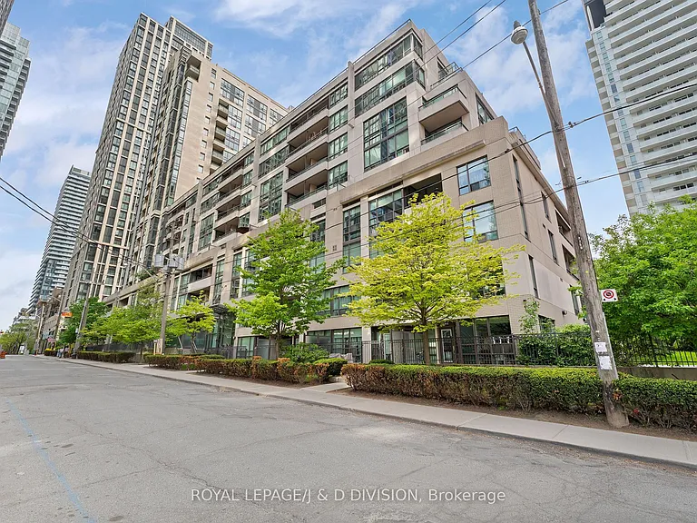 220 Redpath Ave #805 — Photo 1