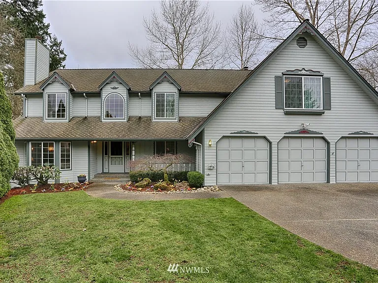 10714 151st Ct NE — Photo 1