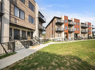 10 S Creek Dr #25, Kitchener, ON N2R0B9