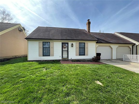3rd image of 3267 Pinewood Dr