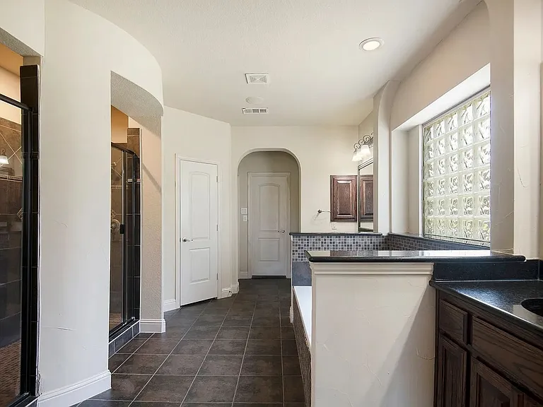 5845 Tuleys Creek Dr — Photo 22