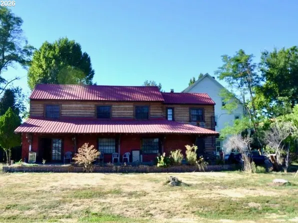808 Main St, Fossil, OR 97830
