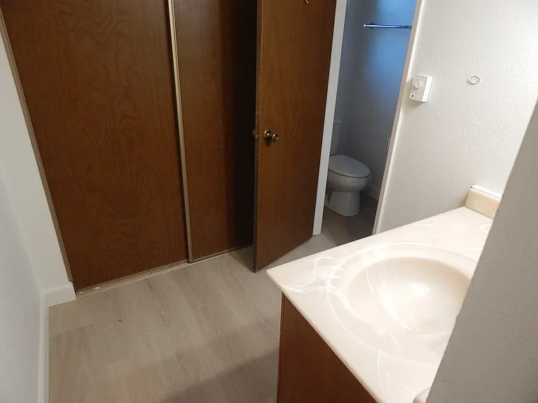 3339 Laguna Ave — Photo 14
