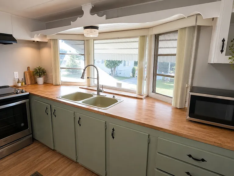 554 Woodpecker Pike — Photo 6
