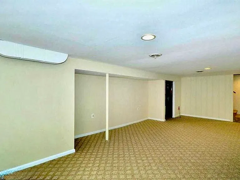 3518 Nimitz Rd — Photo 16