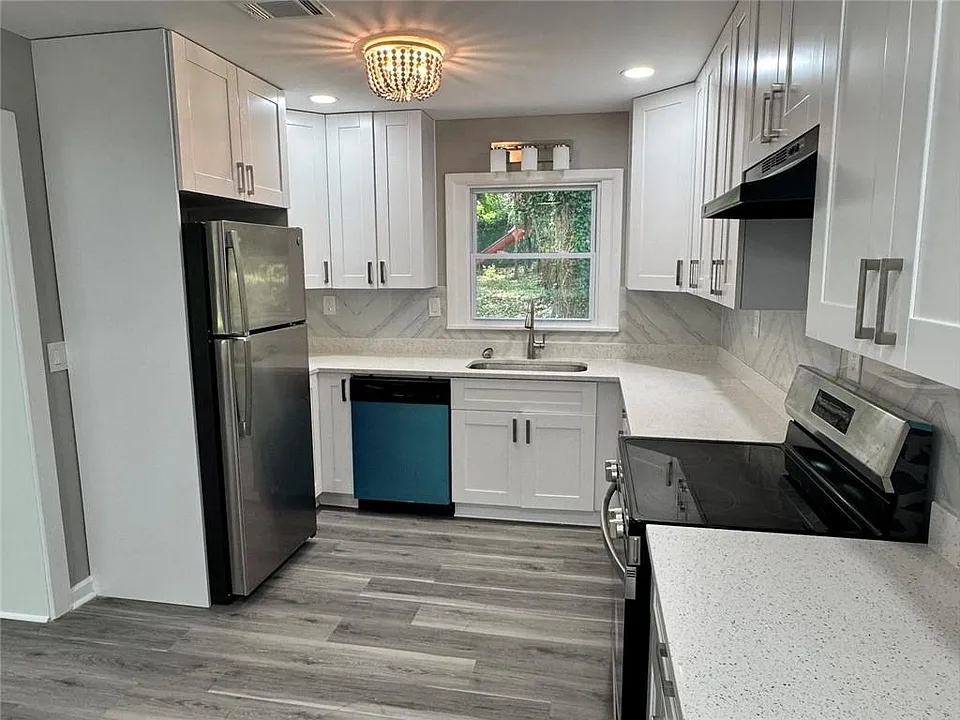 1508 Vancouver Dr